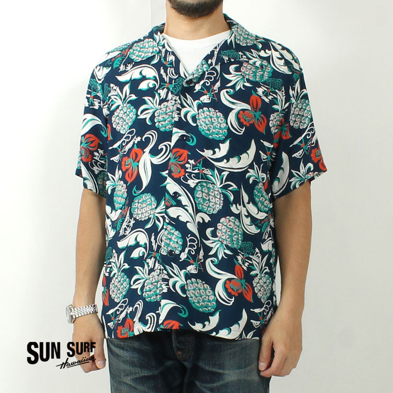 SUN SURF SS39022  RAYON HAWAIIAN SHIRT "ISLAND FEELING"