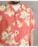 Load image into Gallery viewer, Sun Surf Lot,SS39615 RAYON HAWAIIAN SHIRT "WHITE GINGER"
