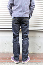 Load image into Gallery viewer, Eight-G Lot,ZERO-001 &quot;Zero Series&quot; Narrow Fit Staright Jeans
