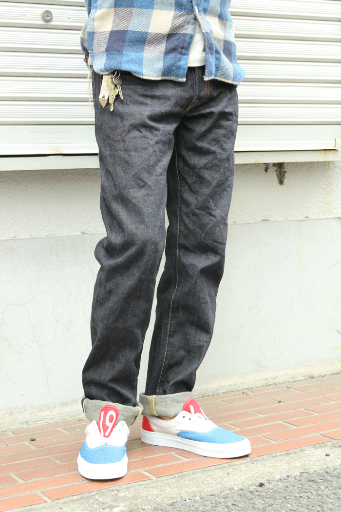 Eight-G Lot,ZERO-012 "Zero Series" Tight Fit Straight Jeans